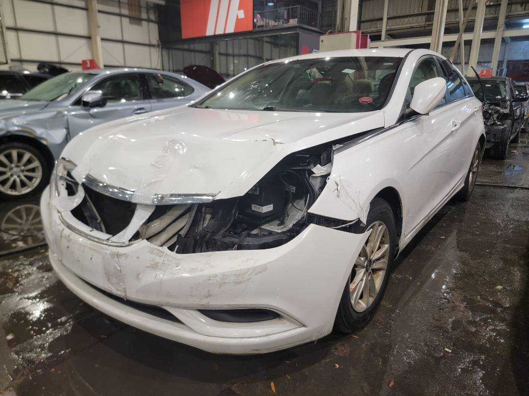 2013 HYUNDAI SONATA — 191851 Miles — Lot H733941 - Marhaba Auctions Used Cars - Image 6
