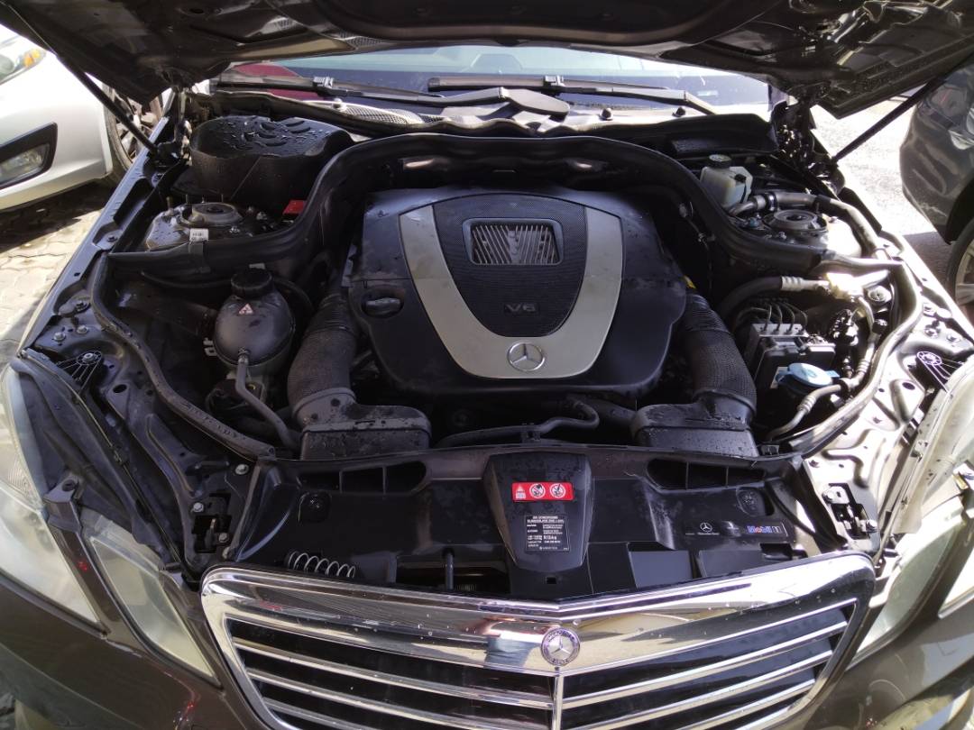 2011 MERCEDES BENZ E 350 — 246107 Miles — Lot 69381473 - Marhaba Auctions Used Cars - Image 3