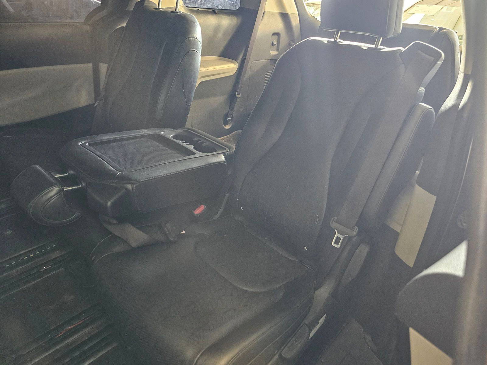 KIA CARNIVAL EX 2022 - Marhaba Auction Used Cars - Image 9