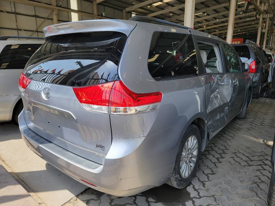 2012 TOYOTA SIENNA — 170268 Miles — Lot 3CS262342 — Main - Marhaba Auctions Used Cars - Image 3