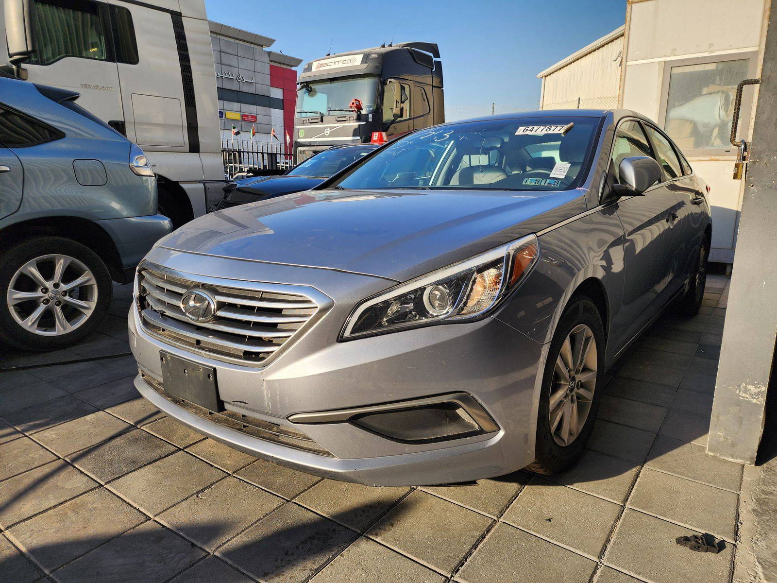 2016 HYUNDAI SONATA — 199686 Miles — Lot 64778774 — Al Quoz - Marhaba Auctions Used Cars - Image 4