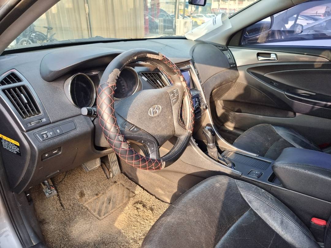 HYUNDAI SONATA 2012 - Marhaba Auction Used Cars - Image 7