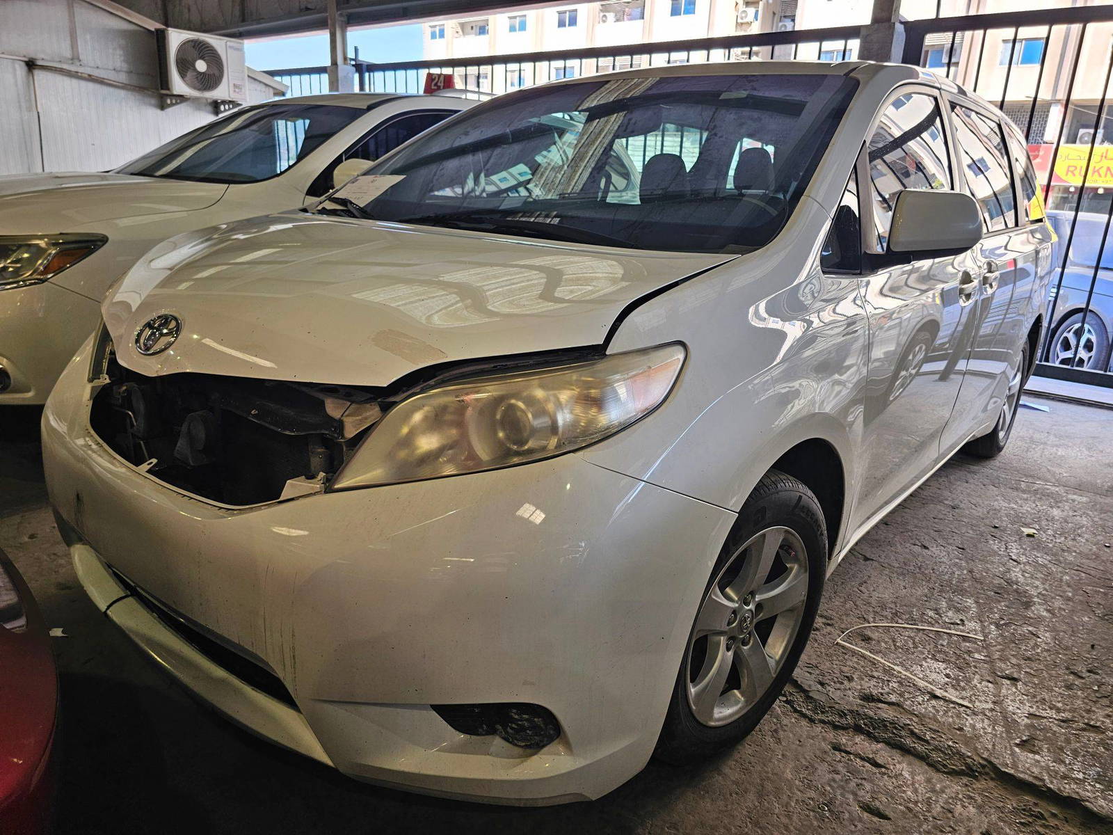 TOYOTA SIENNA 2013 - Marhaba Auction Used Cars - Image 4