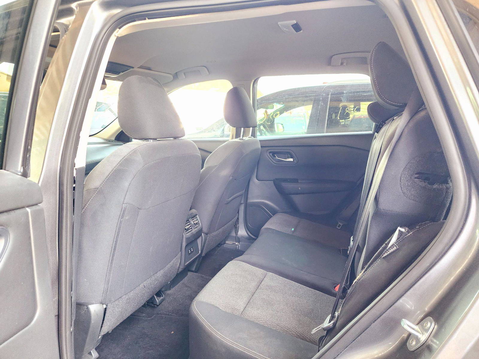 2024 NISSAN ROGUE — 17825 Miles — Lot 0RC705386 — Souq - Marhaba Auctions Used Cars - Image 6