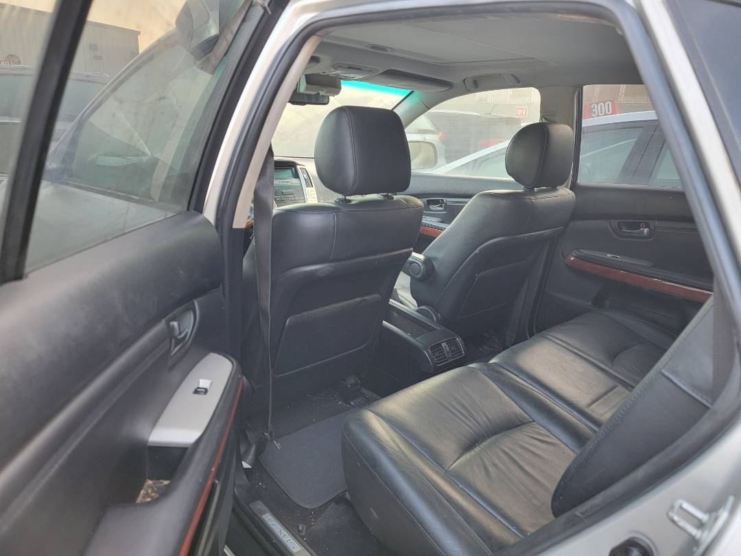 2007 LEXUS RX 350 — 210381 Miles — Lot 270006689 — Main - Marhaba Auctions Used Cars - Image 7