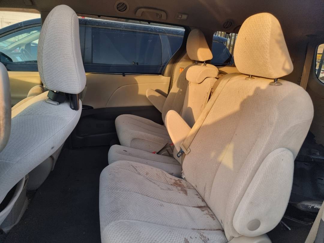 TOYOTA SIENNA 2011 - Marhaba Auction Used Cars - Image 7