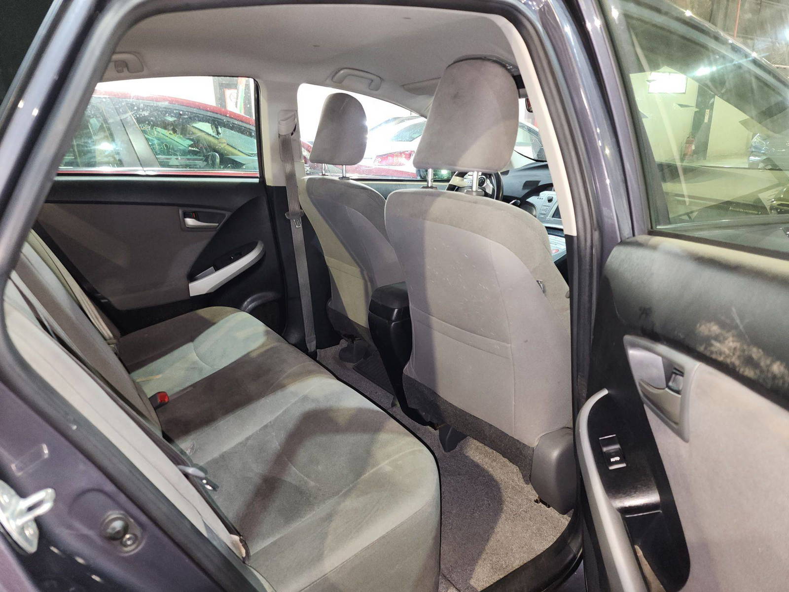 TOYOTA PRIUS 2015 - Marhaba Auction Used Cars - Image 7