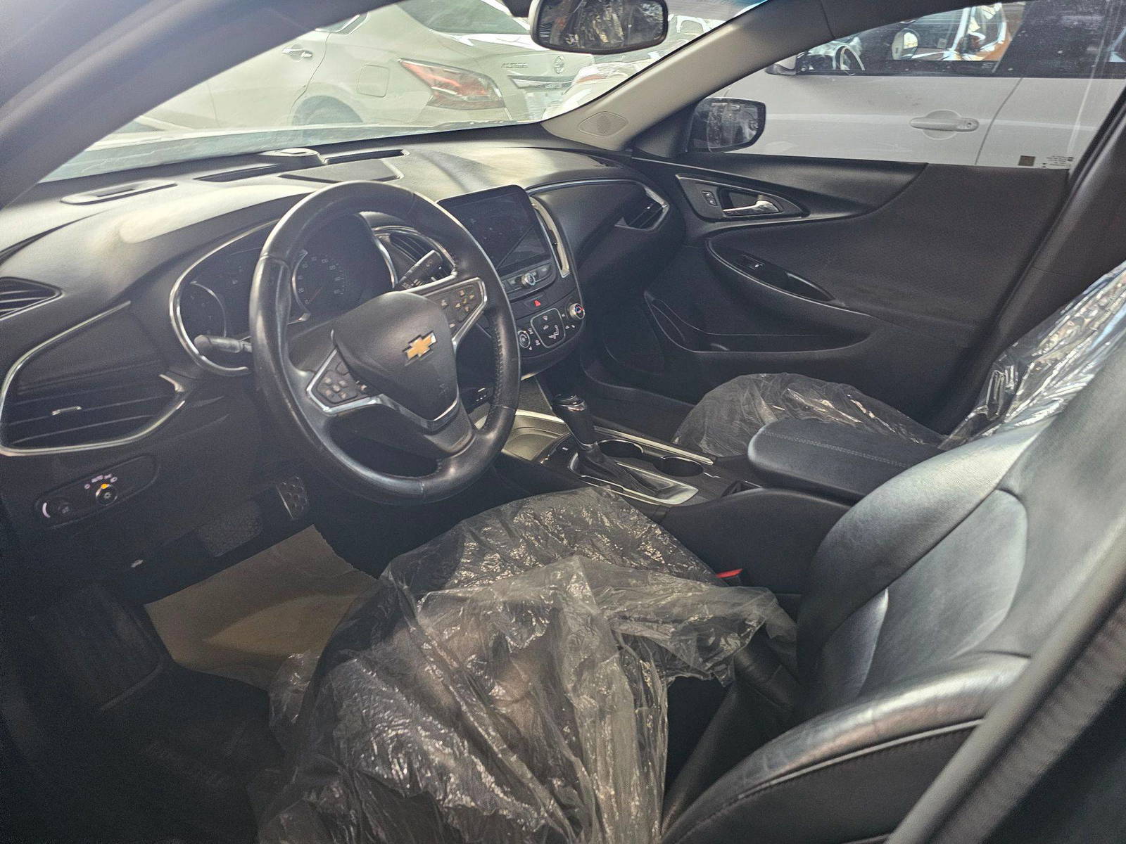 2017 CHEVROLET MALIBU — 214226 Miles — Lot HF129775 — Main - Marhaba Auctions Used Cars - Image 8