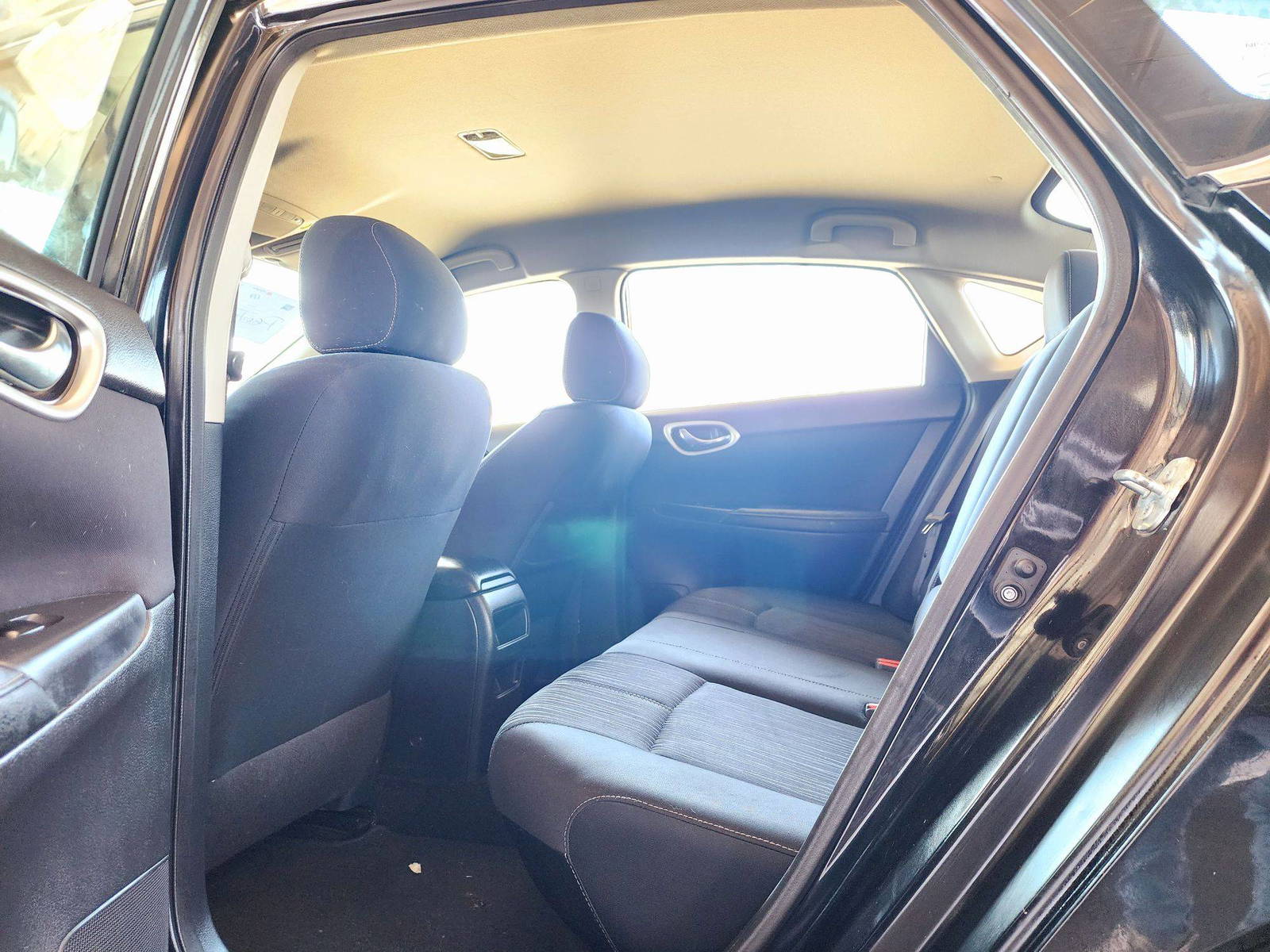 2016 NISSAN SENTRA — 172417 Miles — Lot 40744994 — Souq - Marhaba Auctions Used Cars - Image 6