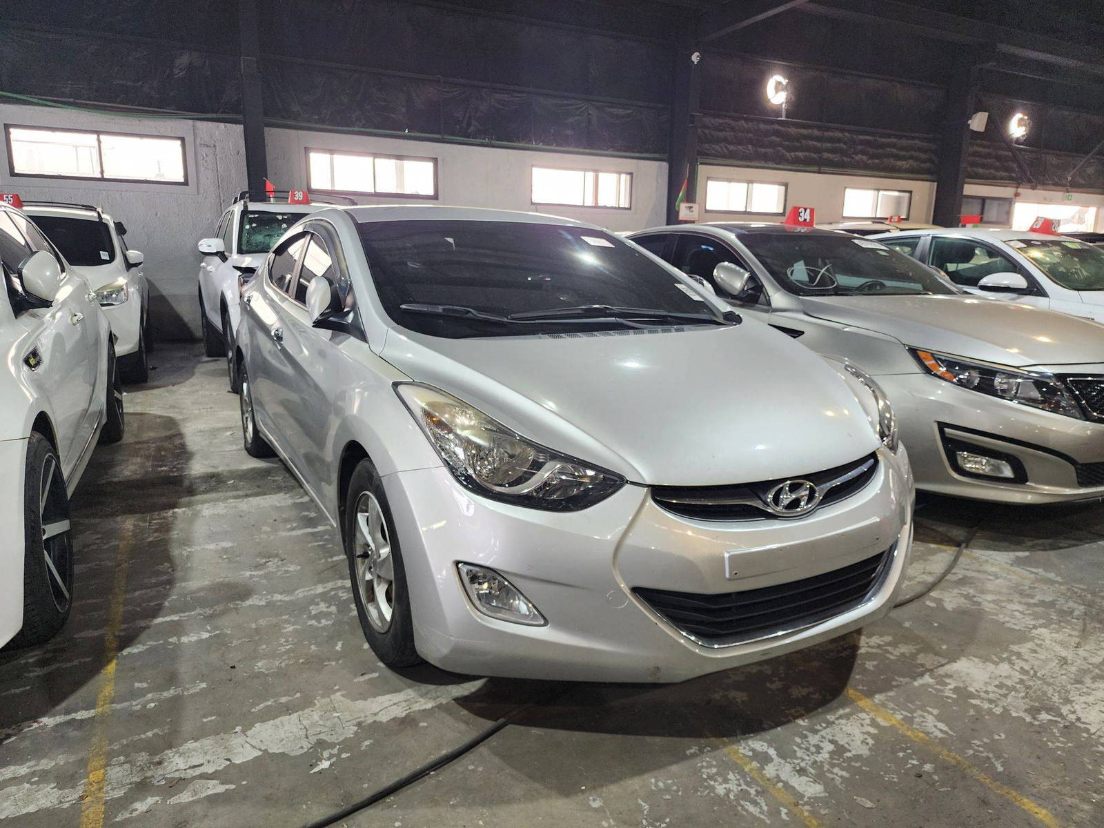2011 HYUNDAI AVANTE — 151252 KM — Lot 040070 — Al Quoz - Marhaba Auctions Used Cars - Image 3