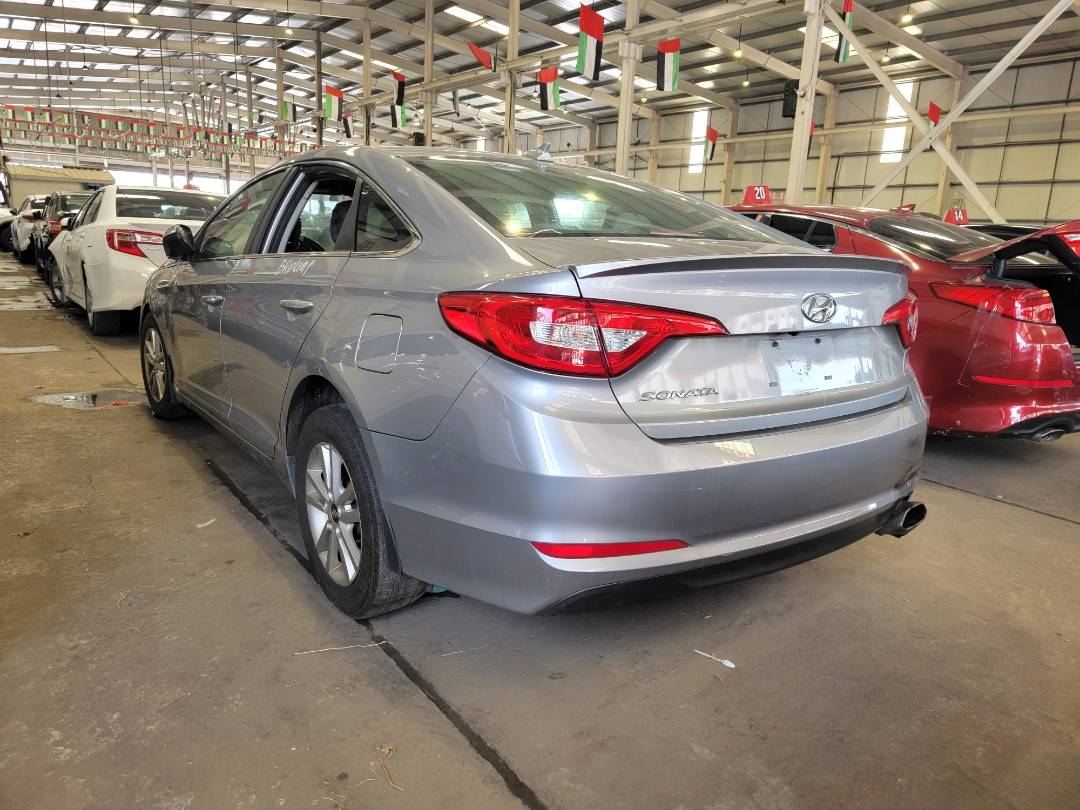 2015 HYUNDAI SONATA — 120423 Miles — Lot 720622 — Main - Marhaba Auctions Used Cars - Image 3