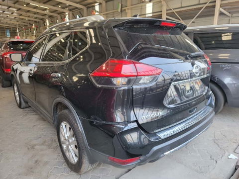 2017 NISSAN ROGUE at Marhaba Auctions