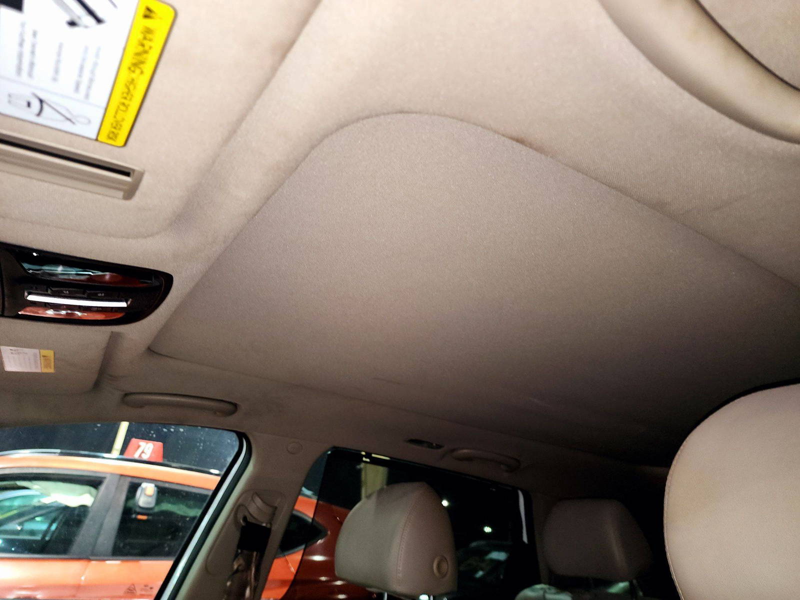 2018 KIA SORENTO — 140054 Miles — Lot 99288 — Souq - Marhaba Auctions Used Cars - Image 8