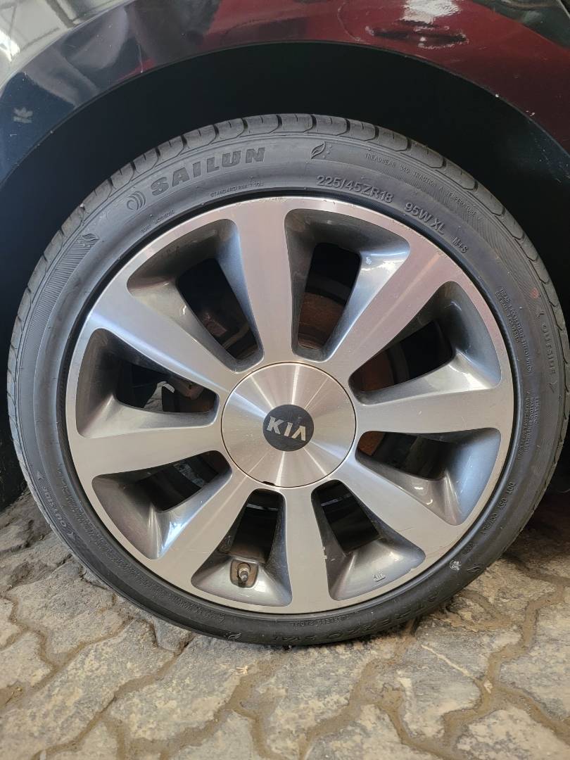 2011 KIA OPTIMA — 167116 Miles — Lot 94680 - Marhaba Auctions Used Cars - Image 4