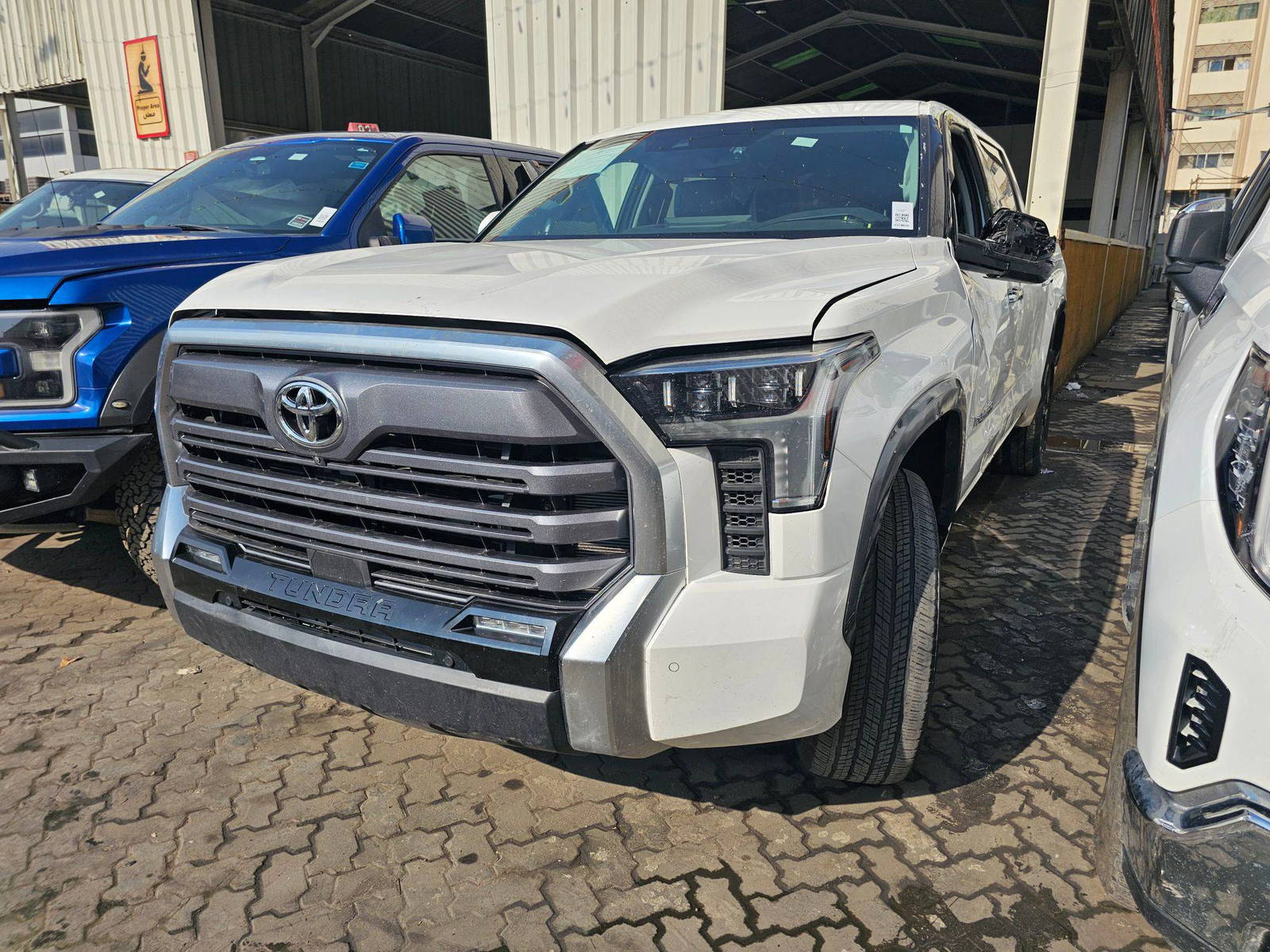 TOYOTA TUNDRA 2023 - Marhaba Auction Used Cars - Image 3