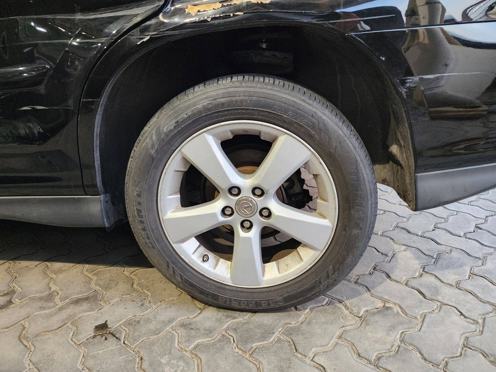 2007 LEXUS RX 350 — 179513 Miles — Lot 4615 — Souq - Marhaba Auctions Used Cars - Image 10