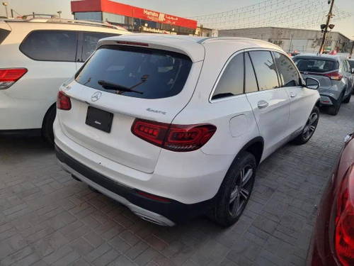 MERCEDES BENZ GLC-300