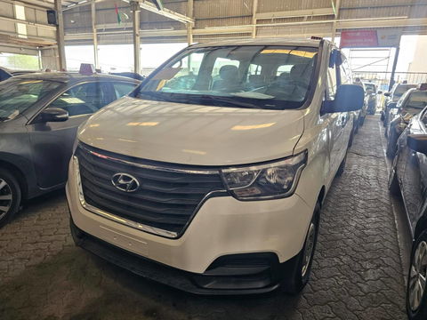 HYUNDAI H1