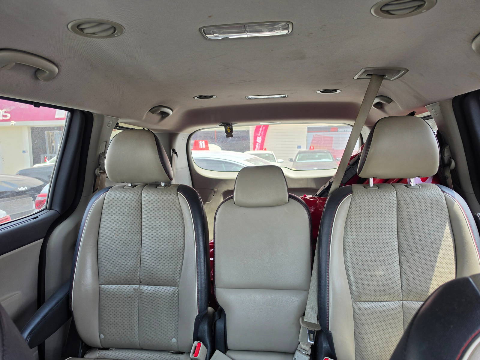 2019 KIA SEDONA — 138897 Miles — Lot 6514264 - Marhaba Auctions Used Cars - Image 8