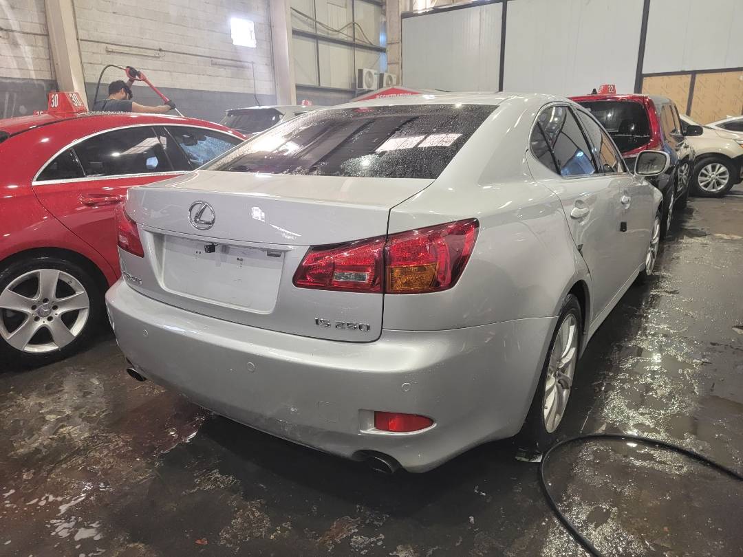 2007 LEXUS IS 250 — 193960 KM — Lot 75028014 — Main - Marhaba Auctions Used Cars - Image 3