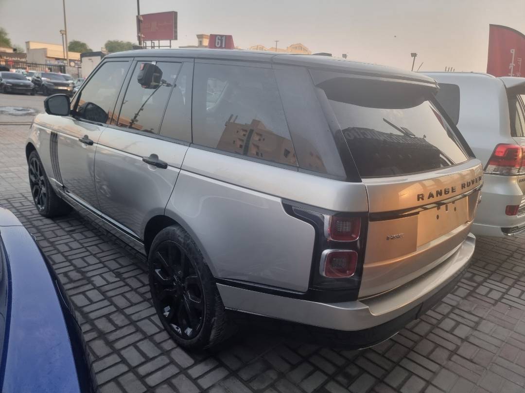 2015 LAND ROVER RANGE ROVER SUPERCHARGED — 155500 Miles — Lot 205395 — Souq - Marhaba Auctions Used Cars - Image 4