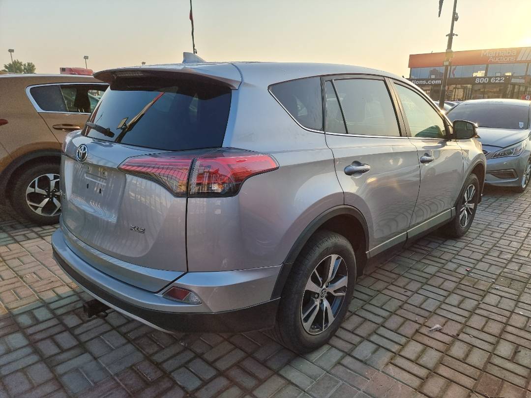 2018 TOYOTA RAV4 — 95669 Miles — Lot 125478 — Ind. 12 - Marhaba Auctions Used Cars - Image 5