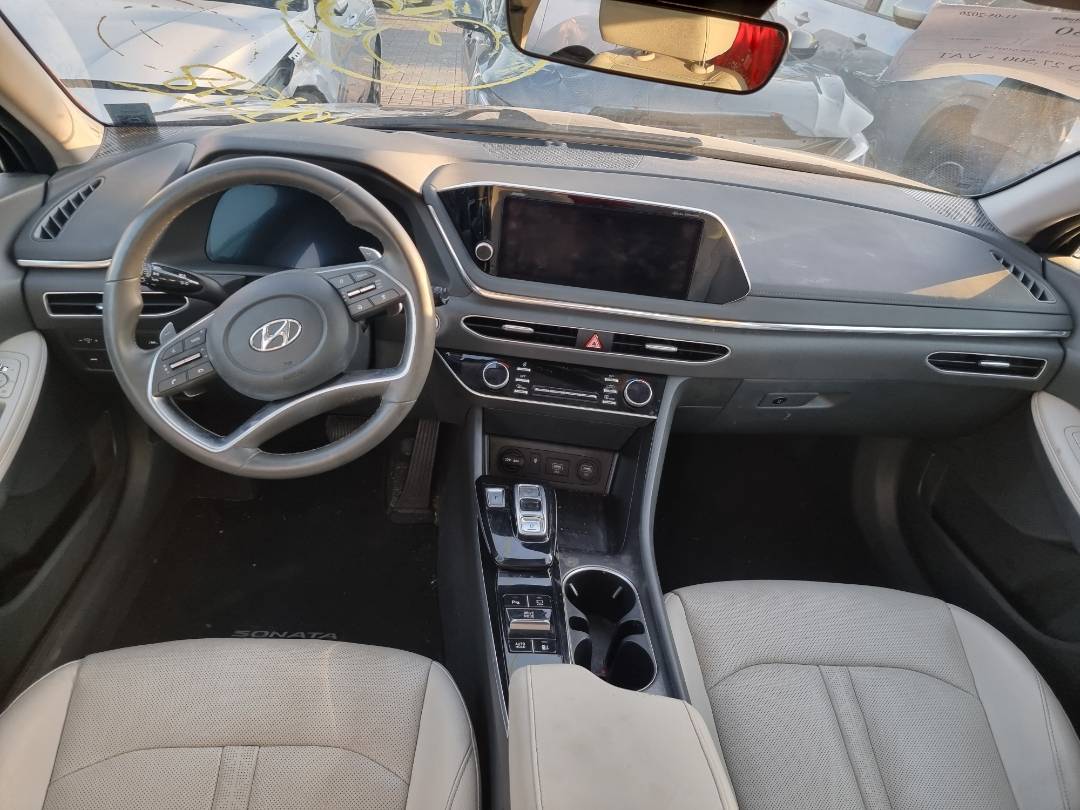 HYUNDAI SONATA 2022 - Marhaba Auction Used Cars - Image 8
