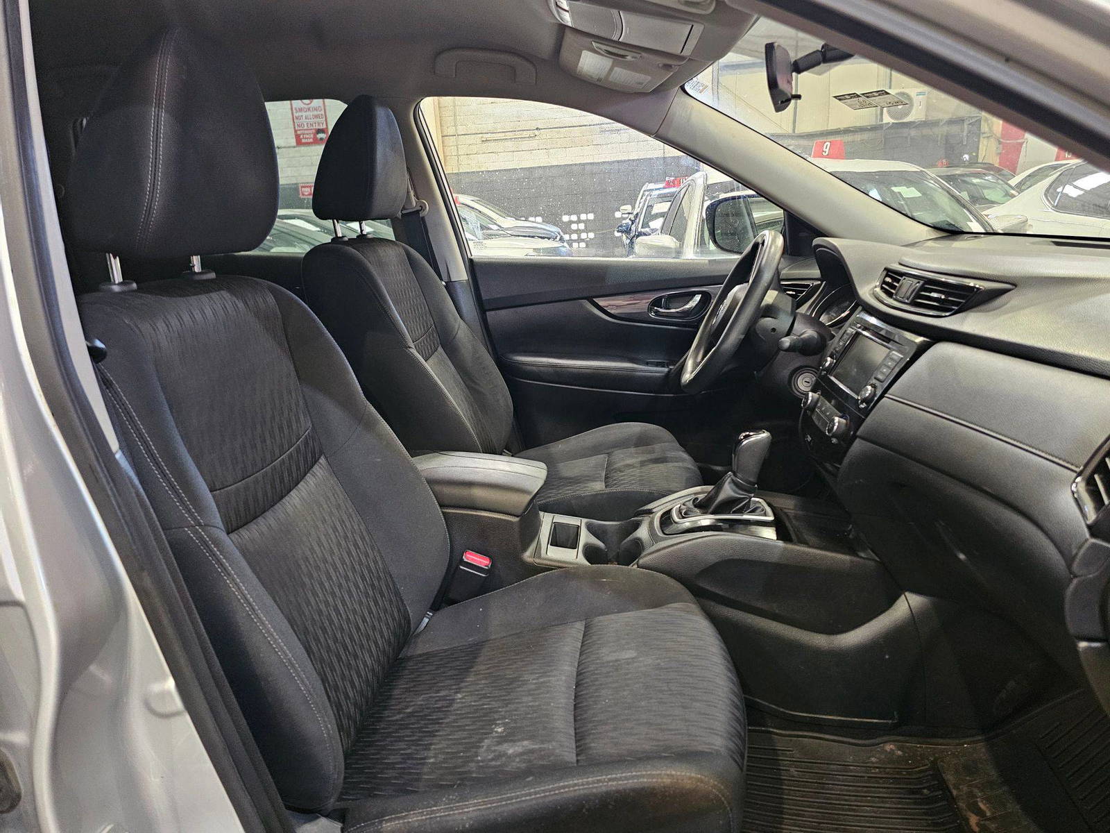 NISSAN ROGUE 2018 - Marhaba Auction Used Cars - Image 7