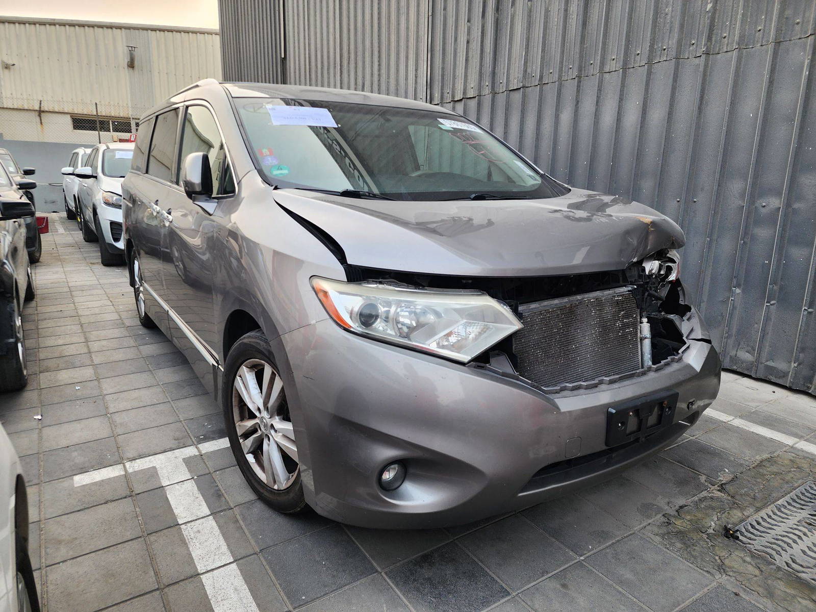2011 NISSAN QUEST — 207619 Miles — Lot 9002223 — Al Quoz - Marhaba Auctions Used Cars - Image 6