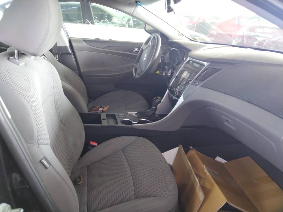2013 HYUNDAI SONATA — 116724 Miles — Lot 62949663 - Marhaba Auctions Used Cars - Image 4
