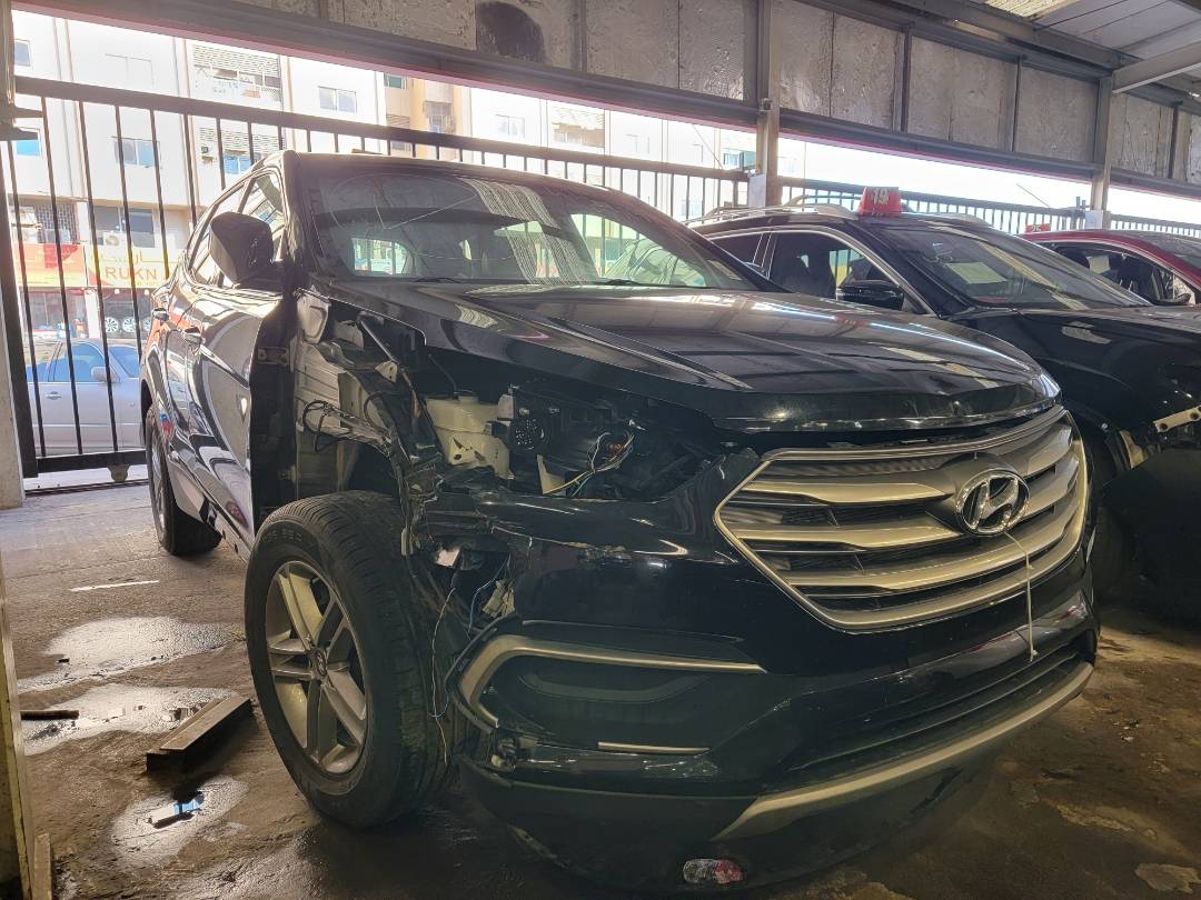 2018 HYUNDAI SANTA FE SPORT — 134854 Miles — Lot 42190534 — Main - Marhaba Auctions Used Cars - Image 4