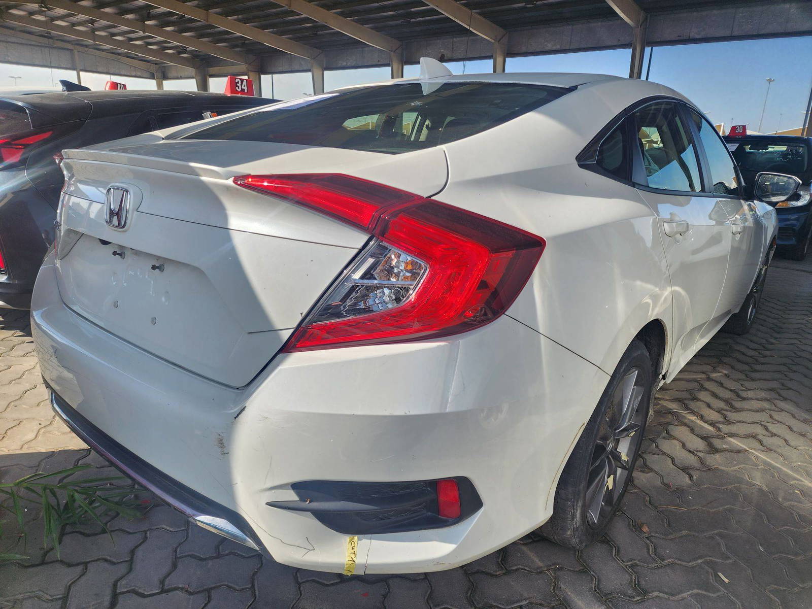 2019 HONDA CIVIC — 28861 Miles — Lot 67358113 - Marhaba Auctions Used Cars - Image 10