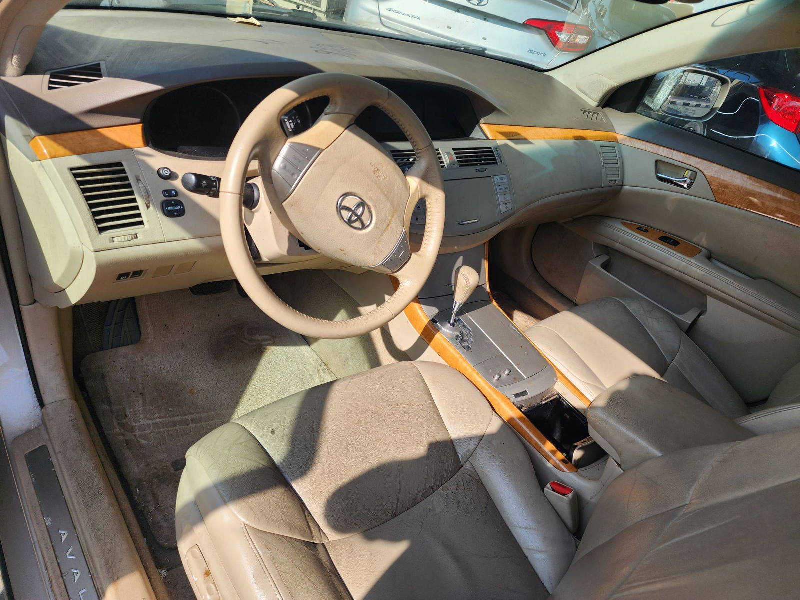 2006 TOYOTA AVALON — 173552 Miles — Lot 61821053 - Marhaba Auctions Used Cars - Image 4