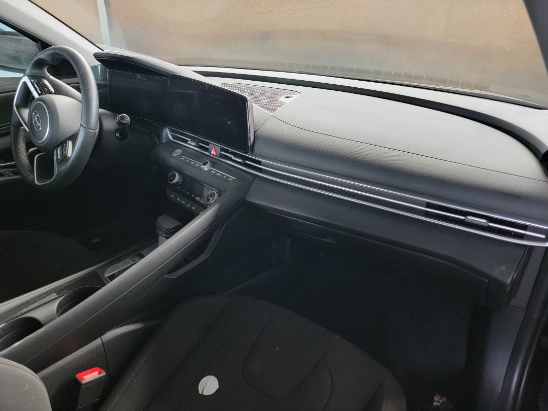 2023 HYUNDAI ELANTRA — 12126 Miles — Lot U472404 - Marhaba Auctions Used Cars - Image 9
