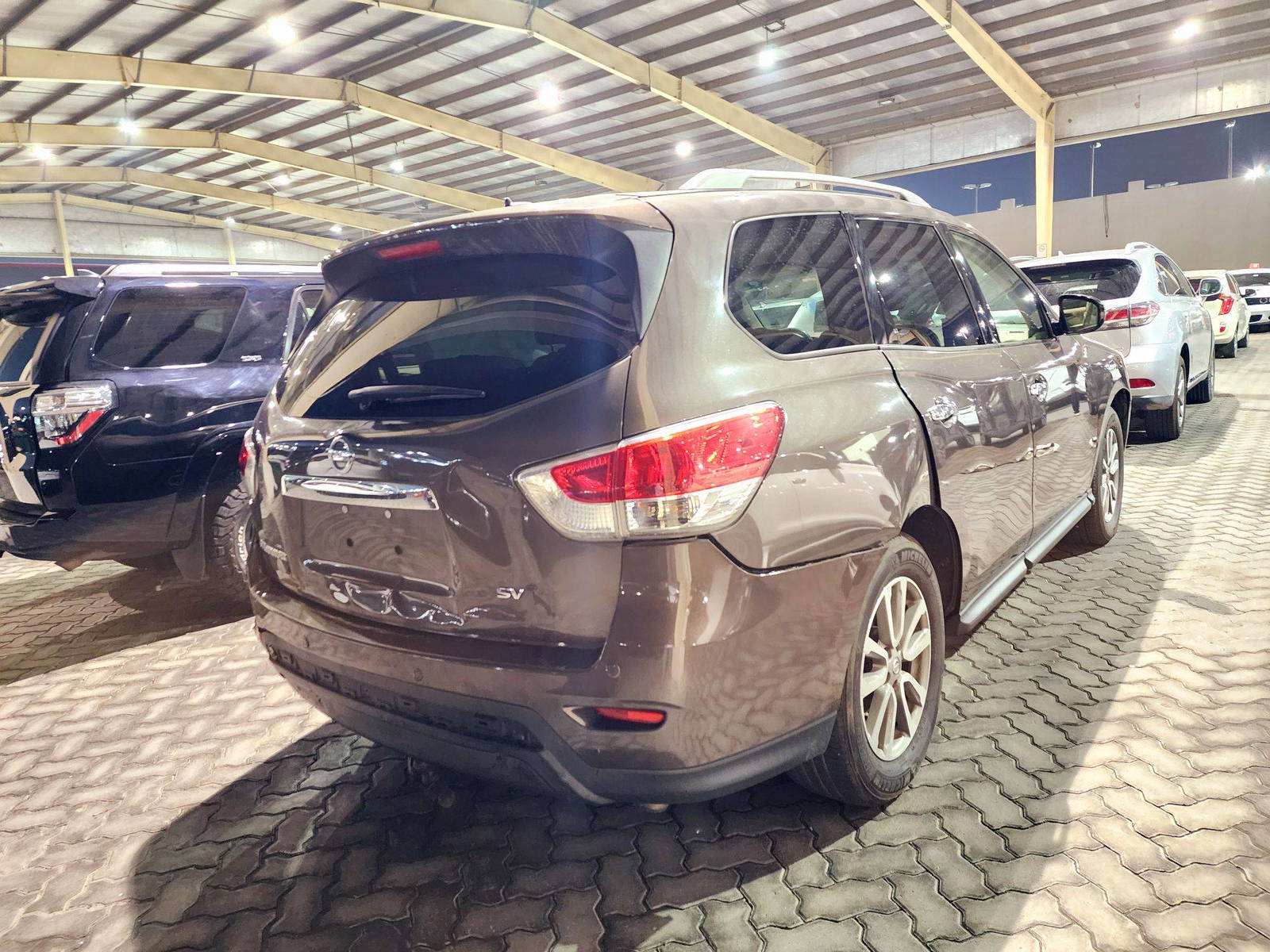 2015 NISSAN PATHFINDER — 125025 Miles — Lot N0FC616408 — Souq - Marhaba Auctions Used Cars - Image 3