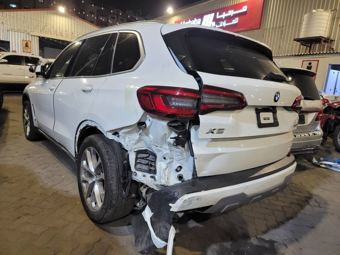2019 BMW X5 XDRIVE40I — 117379 Miles — Lot KLL01597 — Main - Marhaba Auctions Used Cars - Image 3