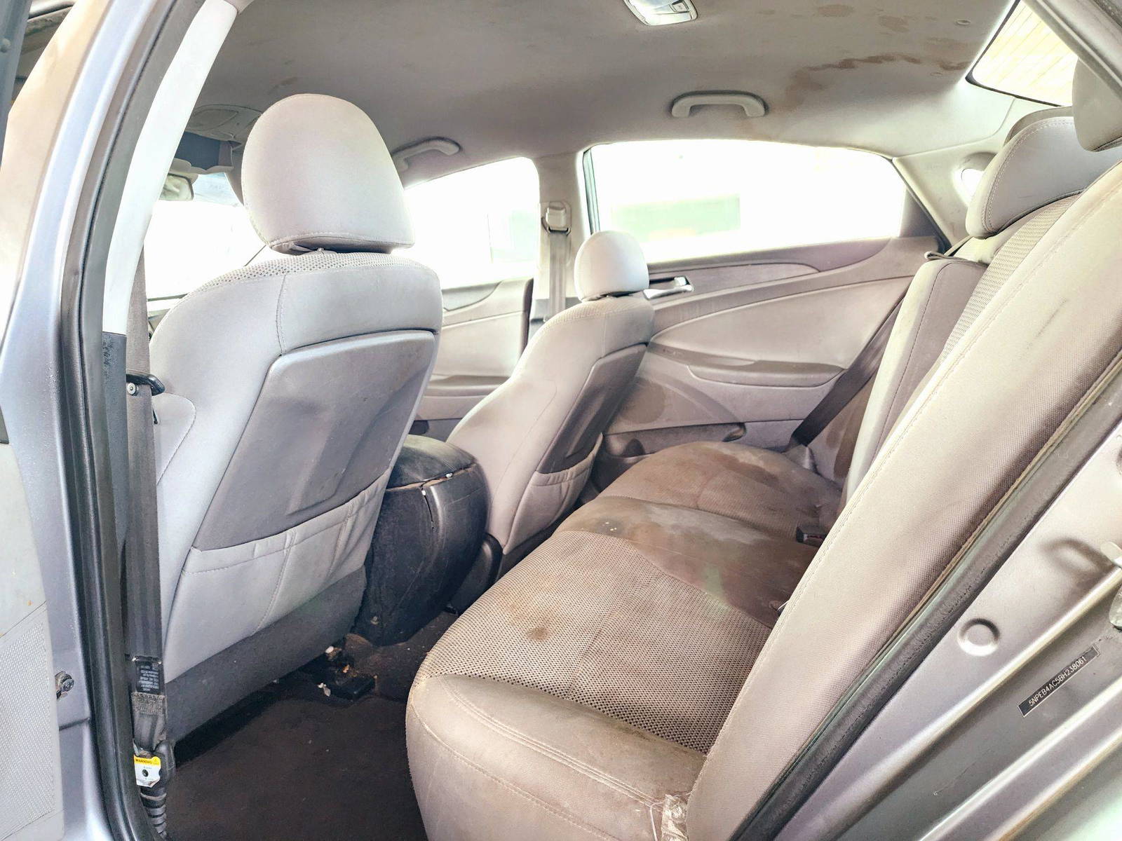 2011 HYUNDAI SONATA — 229024 Miles — Lot 67131764 — Souq - Marhaba Auctions Used Cars - Image 6
