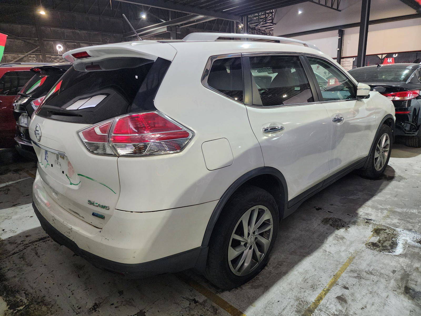 2014 NISSAN ROGUE — 145764 Miles — Lot 756966 — Al Quoz - Marhaba Auctions Used Cars - Image 5