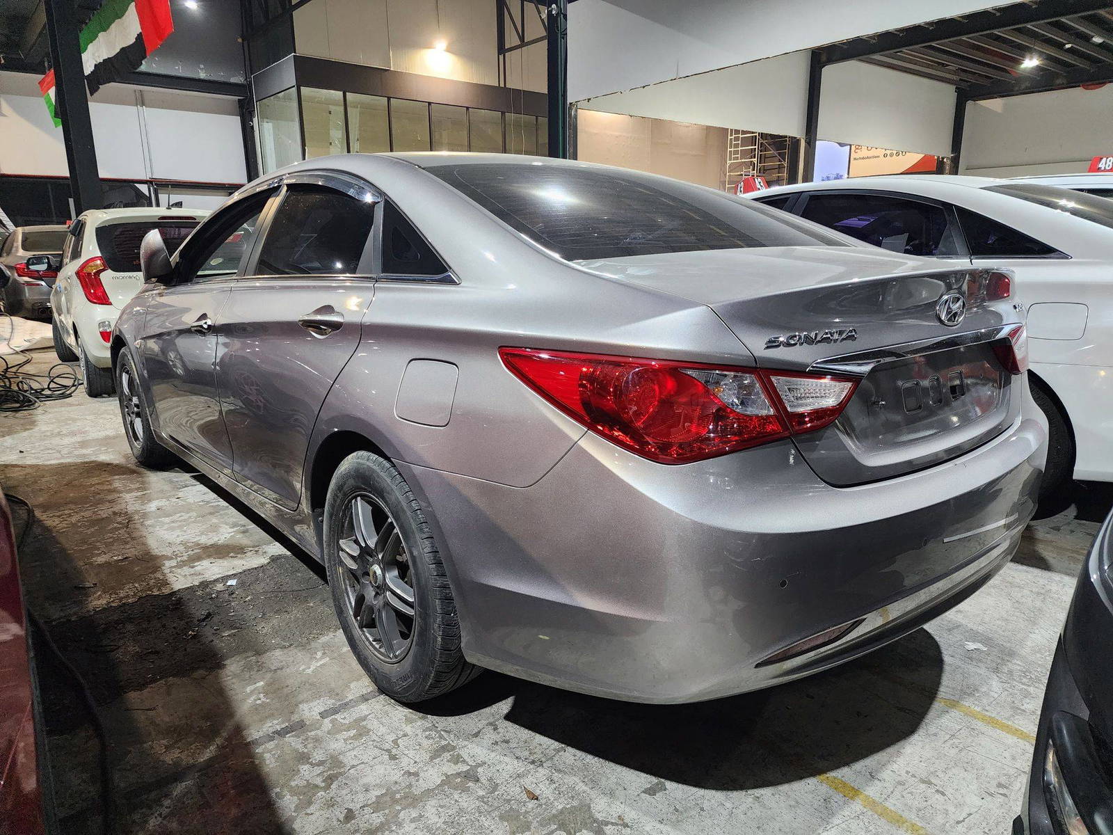 2011 HYUNDAI SONATA — 103141 KM — Lot 220253 — Al Quoz - Marhaba Auctions Used Cars - Image 3