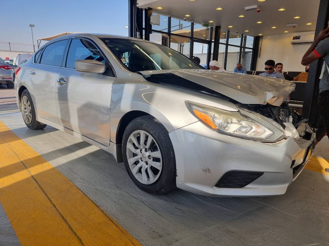 2018 NISSAN ALTIMA — 144209 Miles — Lot 82720743 - Marhaba Auctions Used Cars - Image 4