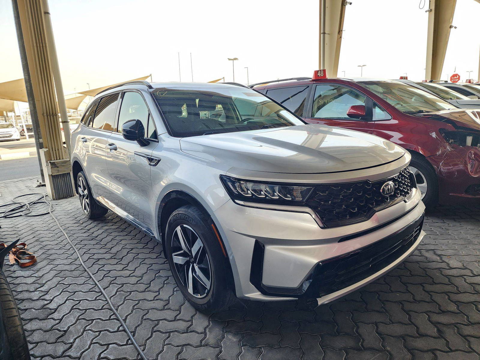 2021 KIA SORENTO — 97810 Miles — Lot 41770705 — Souq - Marhaba Auctions Used Cars - Image 4