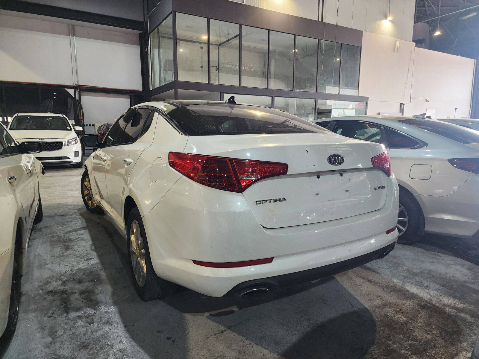 2012 KIA OPTIMA — 179382 Miles — Lot 72CG037461 — Al Quoz - Marhaba Auctions Used Cars - Image 4
