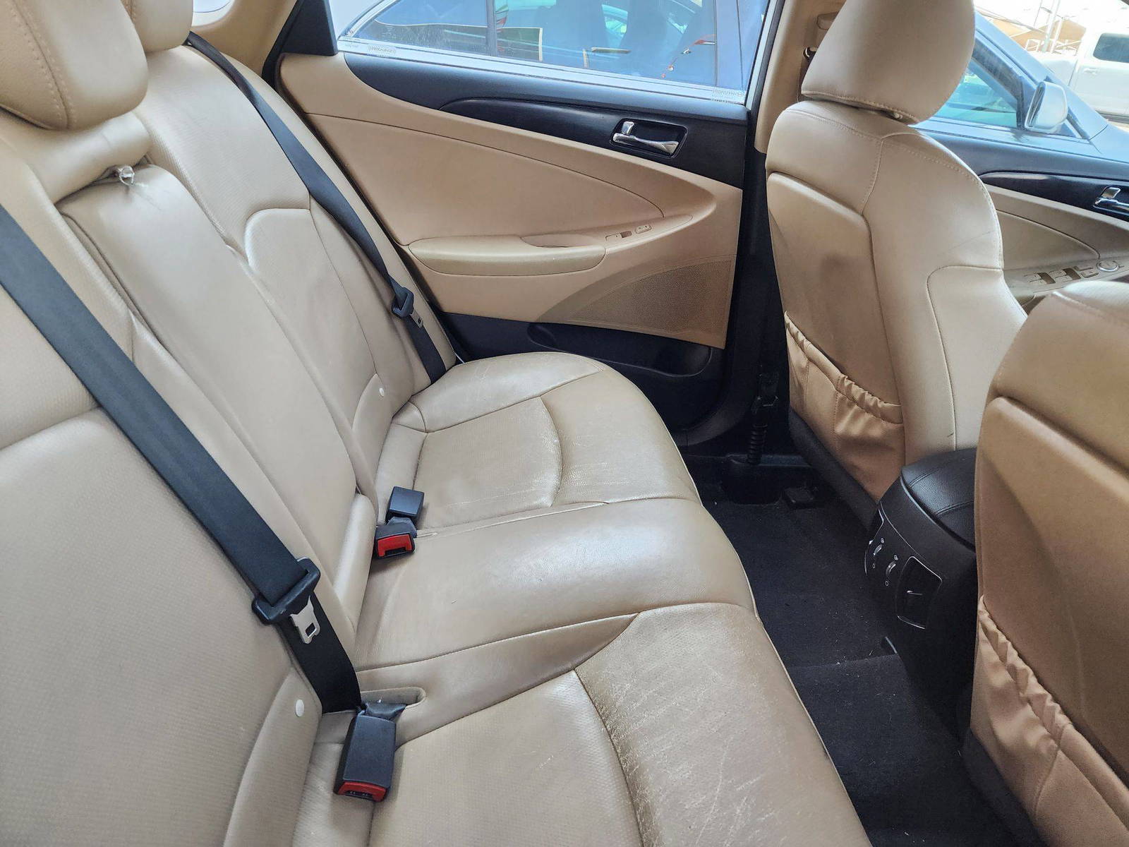 2013 HYUNDAI SONATA — 155239 Miles — Lot 37615152 - Marhaba Auctions Used Cars - Image 10