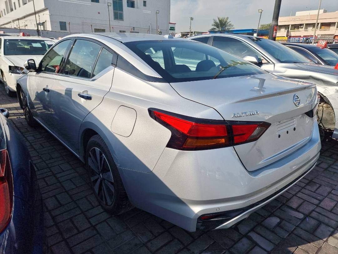 NISSAN ALTIMA 2019 - Marhaba Auction Used Cars - Image 3