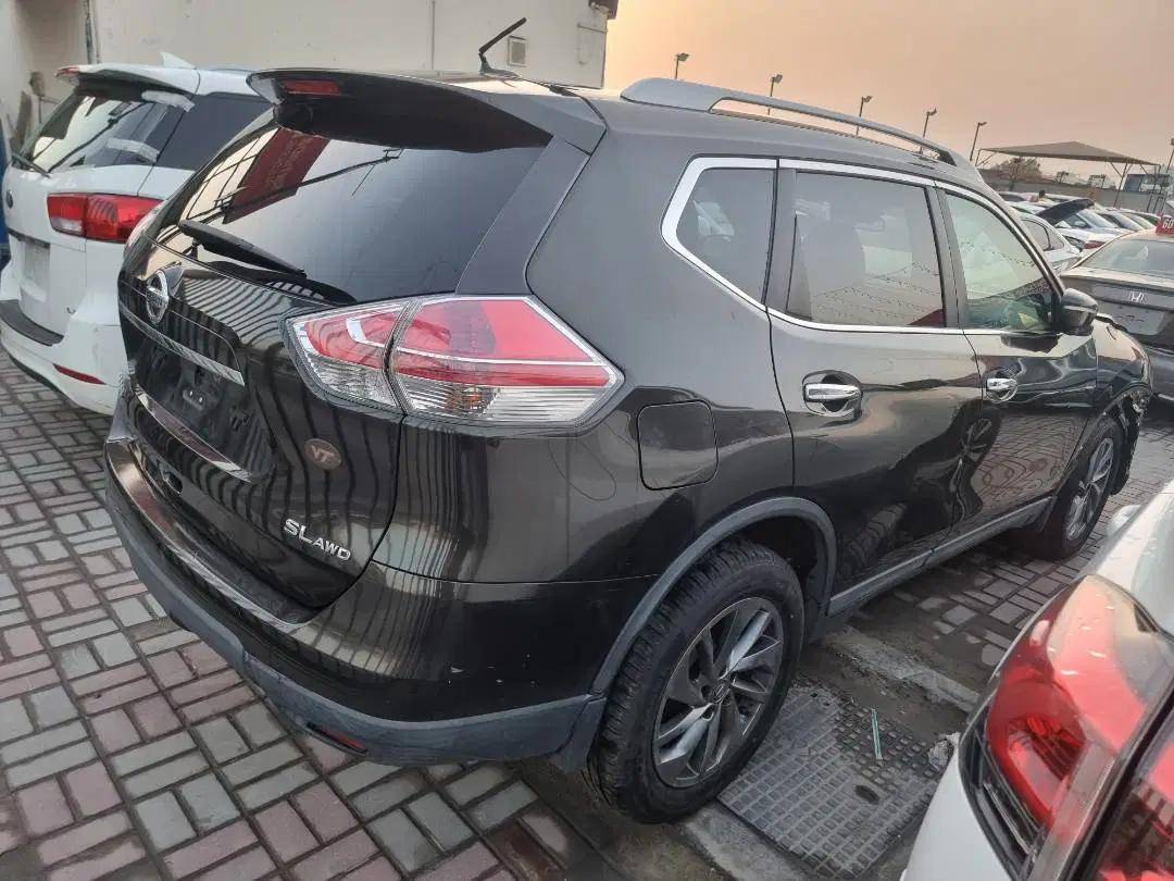 NISSAN ROGUE