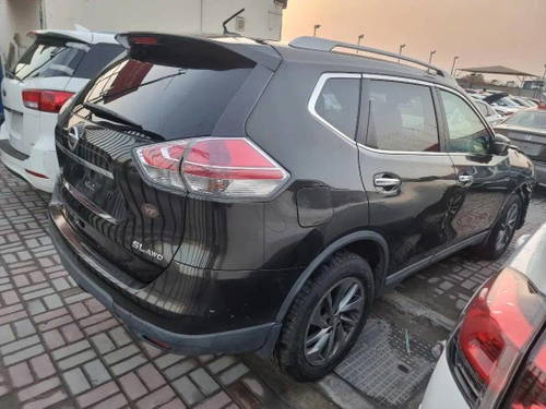 NISSAN ROGUE