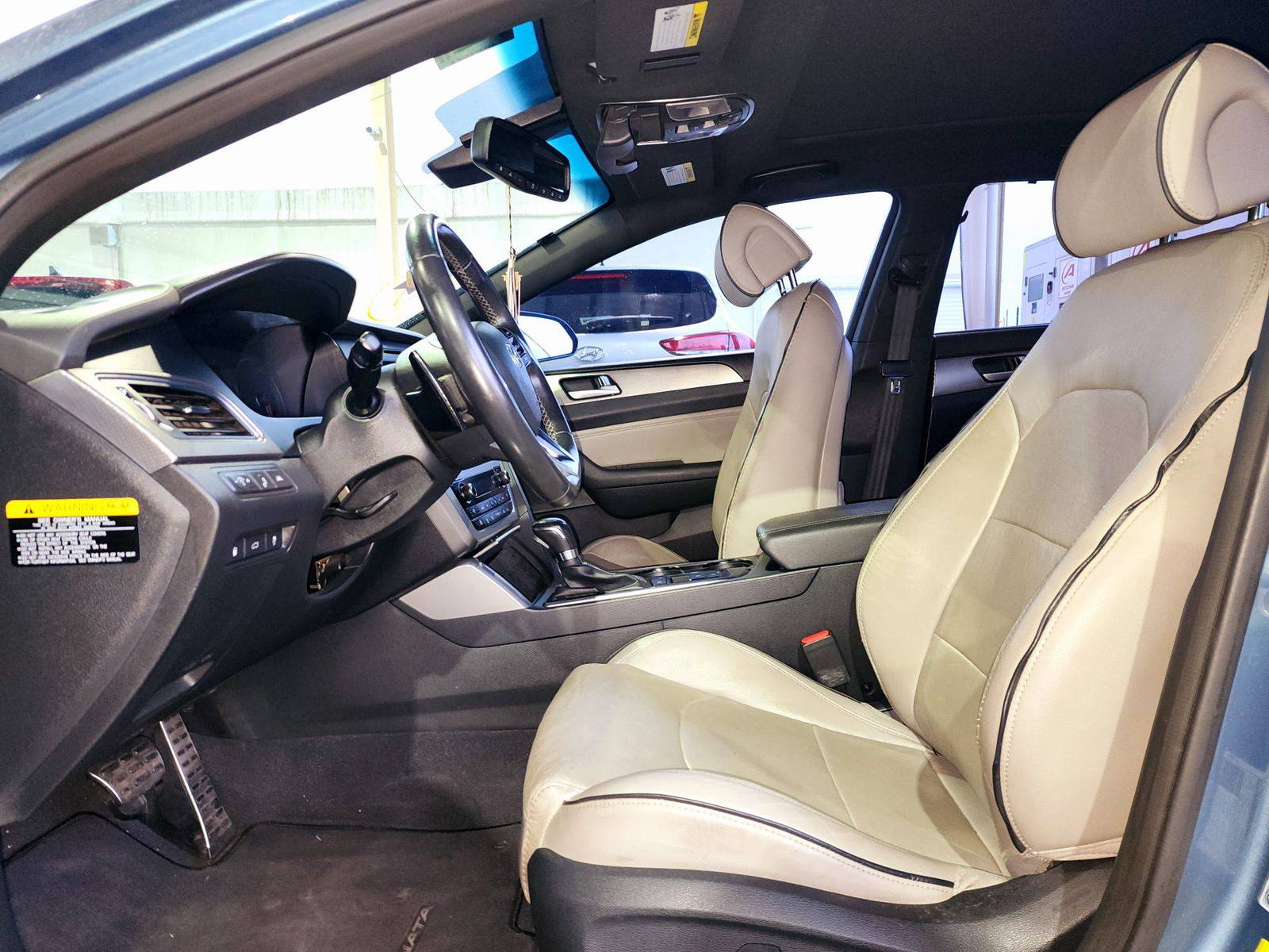 2015 HYUNDAI SONATA — 131220 Miles — Lot 75782614 — Souq - Marhaba Auctions Used Cars - Image 9