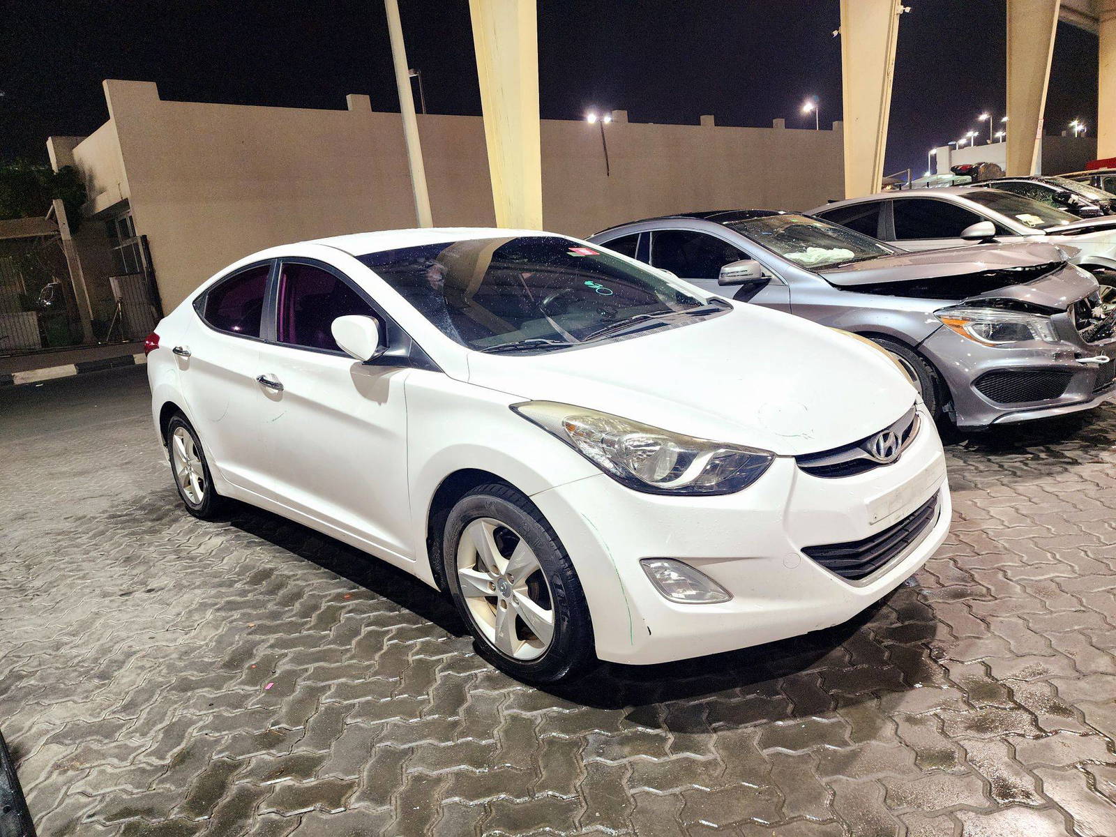 2012 HYUNDAI AVANTE — 151915 KM — Lot 521980 — Ind. 12 - Marhaba Auctions Used Cars - Image 4