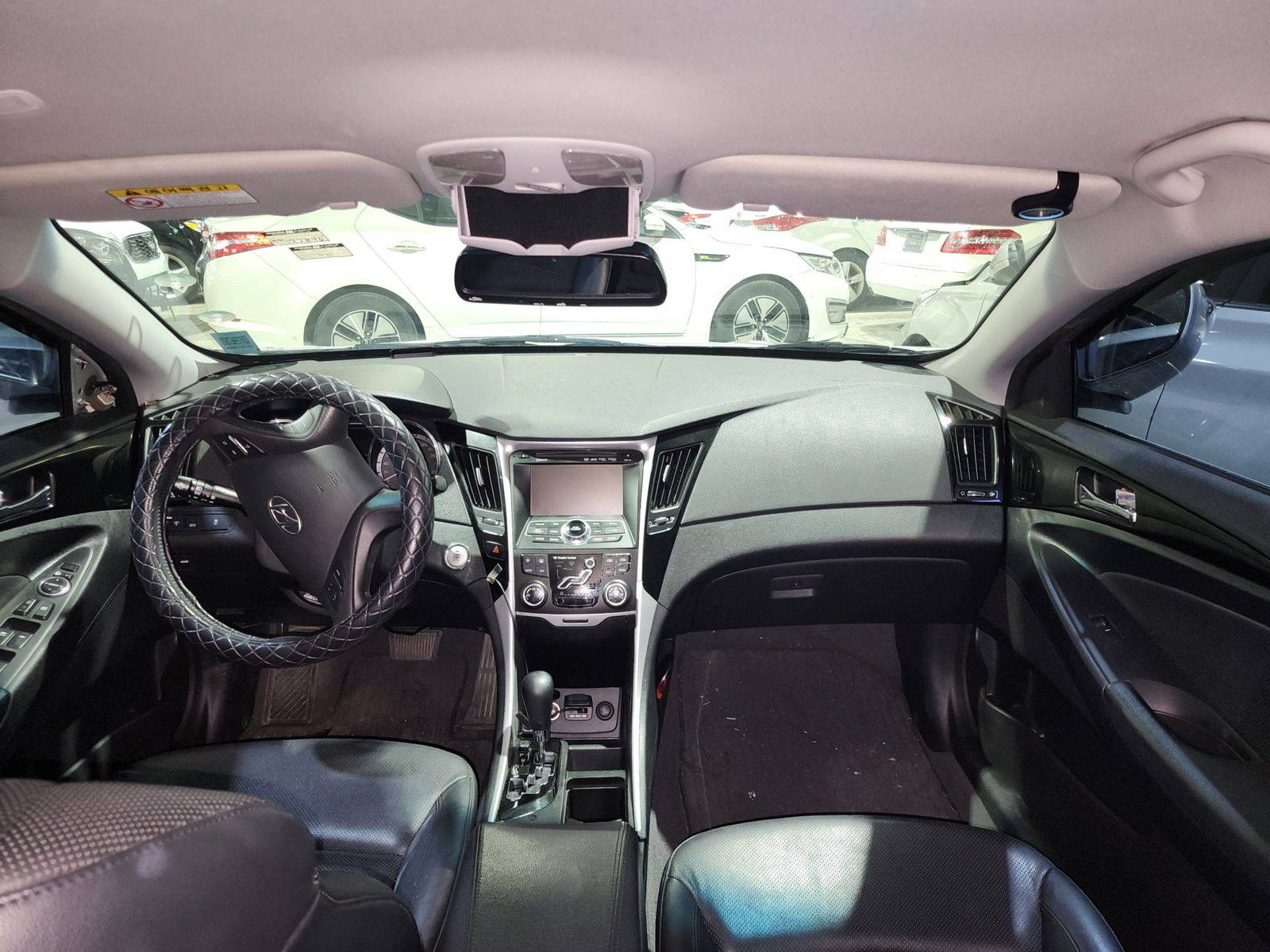 HYUNDAI SONATA 2011 - Marhaba Auction Used Cars - Image 7