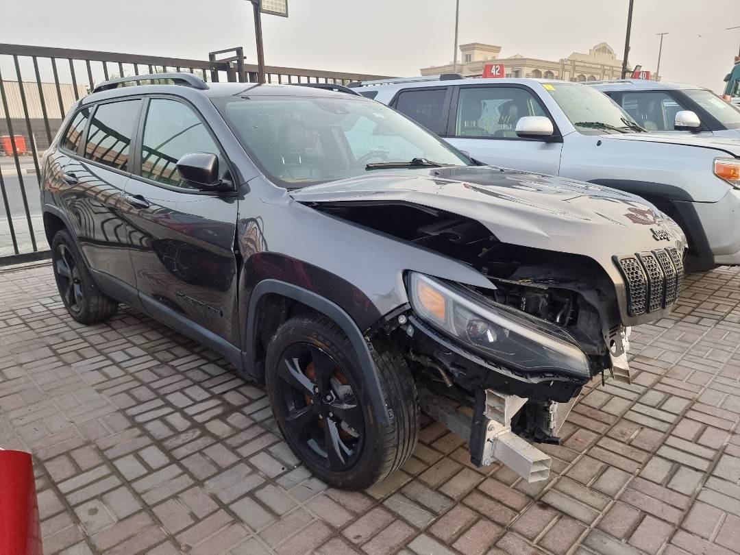 2021 JEEP CHEROKEE LATITUDE — 127079 Miles — Lot 214587 — Ind. 12 - Marhaba Auctions Used Cars - Image 4